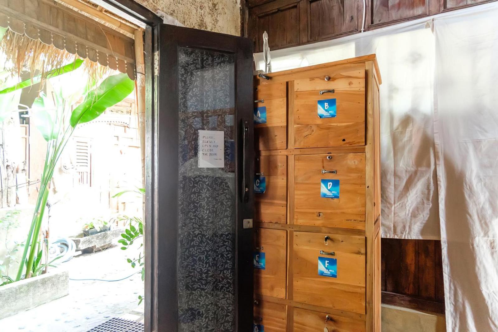 Twospaces Living At Wave And Chill House, Canggu المظهر الخارجي الصورة